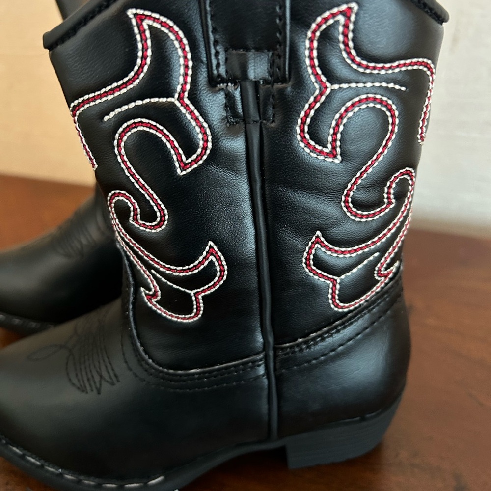 Toddler Black Western Cowboy Boots, Red and white Embroidery size 7 toddler -NEW - Picture 5 of 10